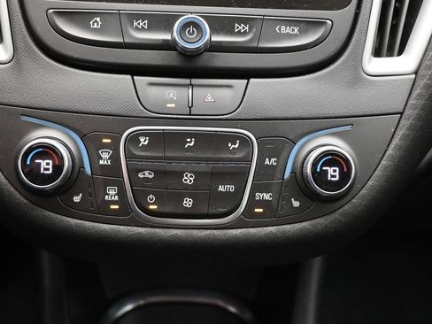 Used 2024 Chevrolet Malibu LT image 23