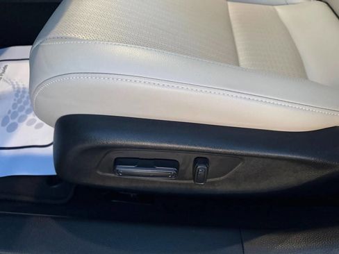Used 2024 Honda Civic Touring image 27