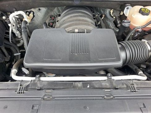 Used 2023 GMC Yukon XL SLT image 28