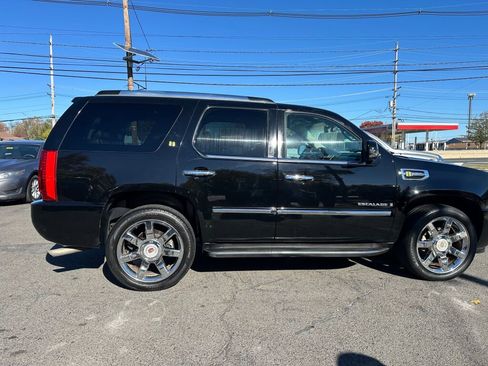 Used 2009 Cadillac Escalade 4WD Hybrid image 8