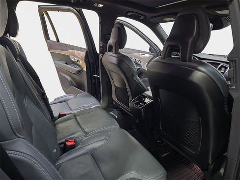 Used 2021 Volvo XC90 T6 Inscription w/ Advanced Package image 13