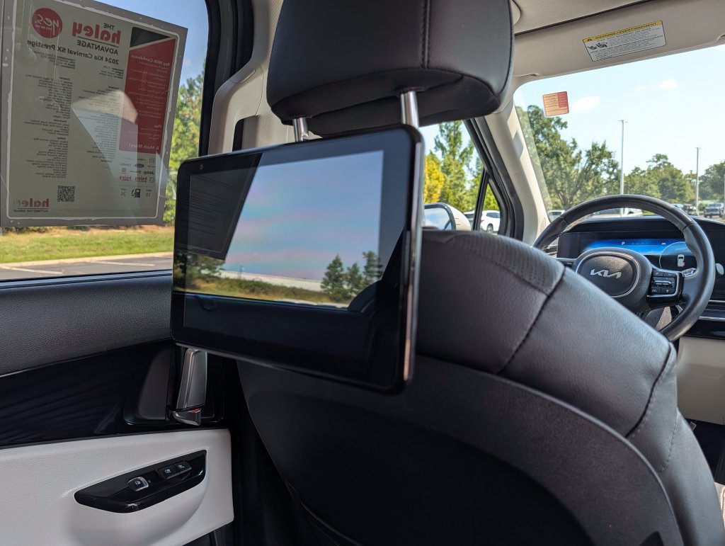 Used 2024 Kia Carnival SX Prestige FWD image 17