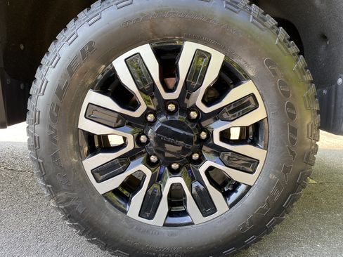 Used 2024 GMC Sierra 2500 Denali Ultimate AWD/4WD image 49