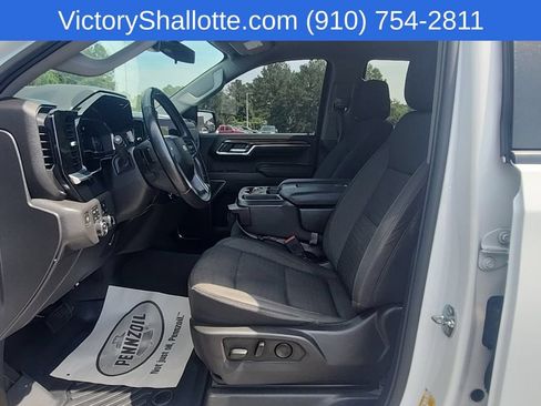 Used 2023 Chevrolet Silverado 1500 LT w/ Z71 Off-Road Package AWD/4WD image 15