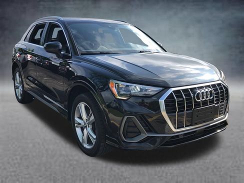 Used 2020 Audi Q3 2.0T Premium AWD/4WD image 16