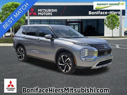 Used 2024 Mitsubishi Outlander SE Black Edition