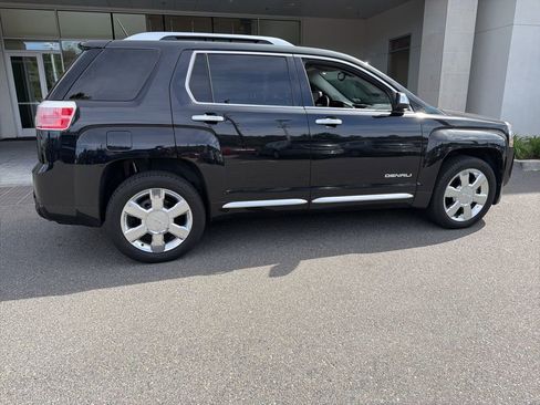 Used 2015 GMC Terrain Denali image 9