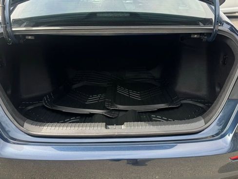 Used 2024 Honda Accord EX-L image 18