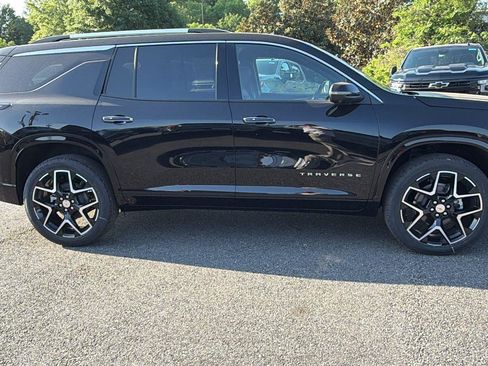 New 2026 Chevrolet Traverse High Country FWD image 4