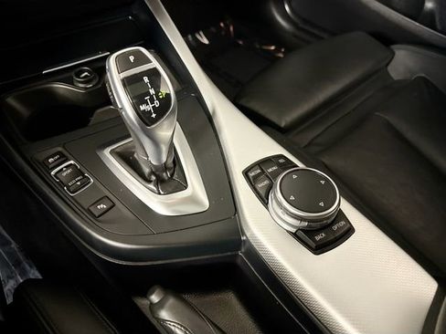 Used 2016 BMW M235i xDrive Coupe image 38