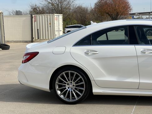 Used 2016 Mercedes-Benz CLS 400 image 11