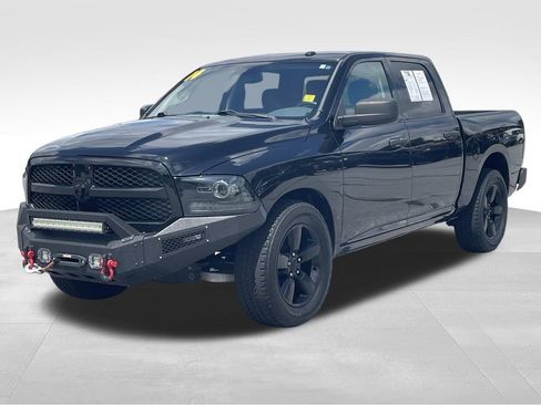 Used 2014 RAM 1500 Express w/ Black Ram 1500 Express Group RWD image 8