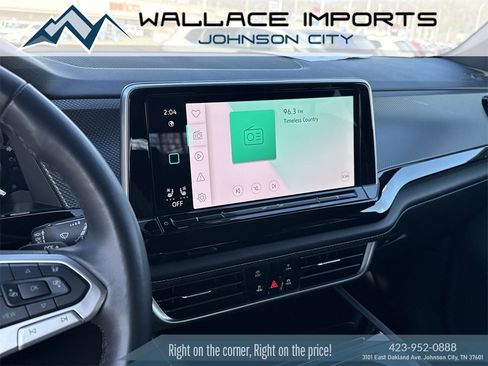 Used 2024 Volkswagen Atlas Cross Sport SEL Premium R-Line image 17