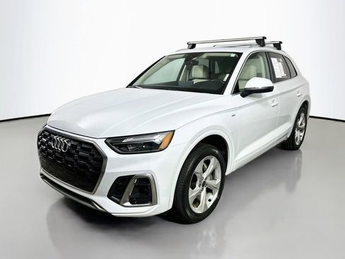Used 2023 Audi Q5 2.0T Premium Plus w/ Premium Plus Package AWD/4WD image 3