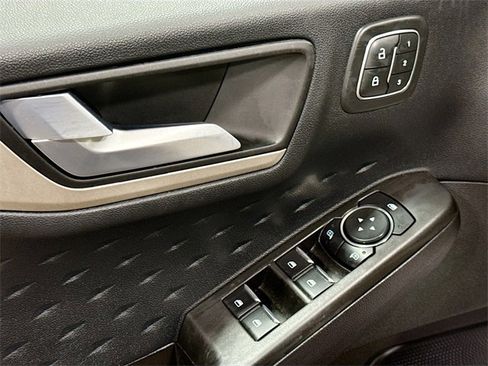 Used 2020 Ford Escape SEL image 19