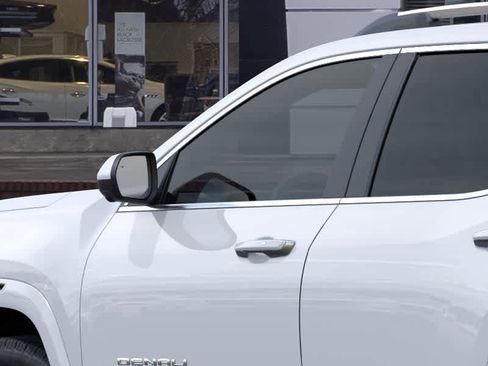 New 2026 GMC Terrain Denali w/ LPO, Floor Liner Package image 12