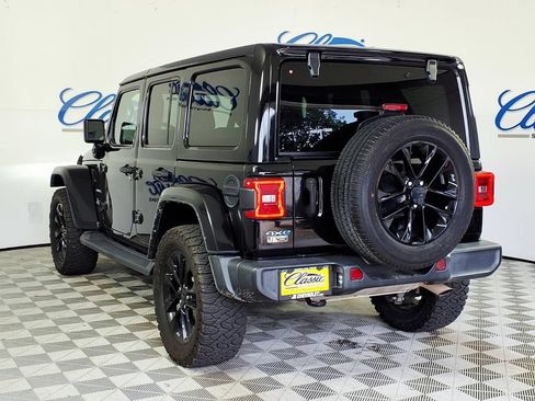 Used 2021 Jeep Wrangler Unlimited Sahara w/ Cold Weather Group AWD/4WD image 2
