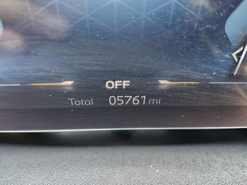 Certified 2025 BMW X3 xDrive30i w/ Premium Package image 33