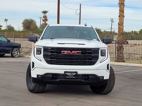 New 2026 GMC Sierra 1500 Elevation AWD/4WD image 2