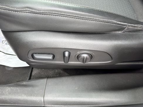 Used 2021 Buick Encore GX Select w/ Experience Buick Package AWD/4WD image 17