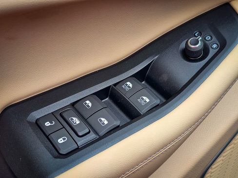 New 2026 Jeep Grand Cherokee Limited image 11