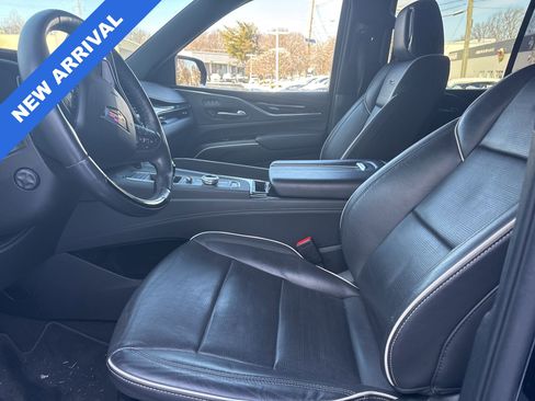 Used 2024 Cadillac Escalade Sport image 6