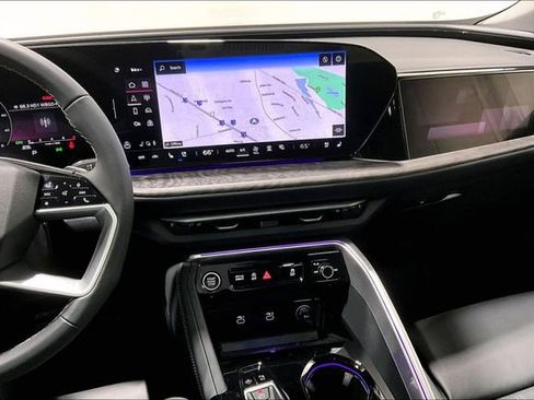 New 2025 Audi Q5 Prestige image 7