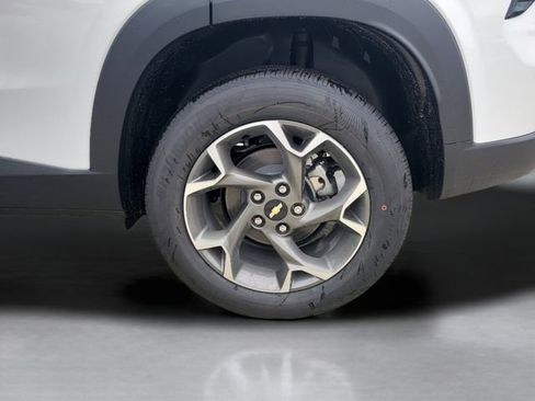 New 2026 Chevrolet Trax LT w/ Driver Confidence Package image 11