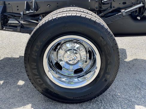 New 2026 RAM 3500 Tradesman AWD/4WD image 41