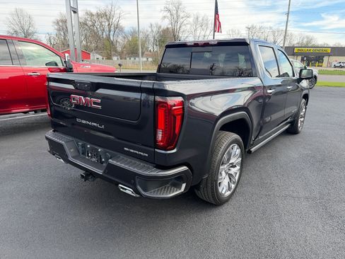 Used 2023 GMC Sierra 1500 Denali w/ Denali Reserve Package AWD/4WD image 4