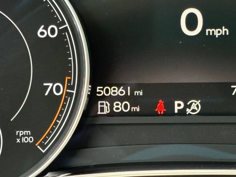 Used 2019 Bentley Bentayga AWD/4WD image 20