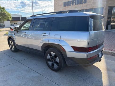 Used 2025 Hyundai Santa Fe SEL image 6