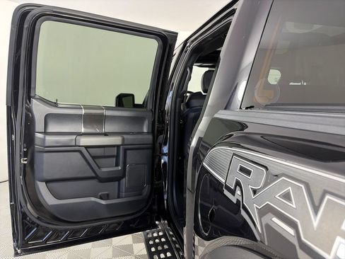 Used 2019 Ford F150 Raptor w/ Equipment Group 802A Luxury AWD/4WD image 12