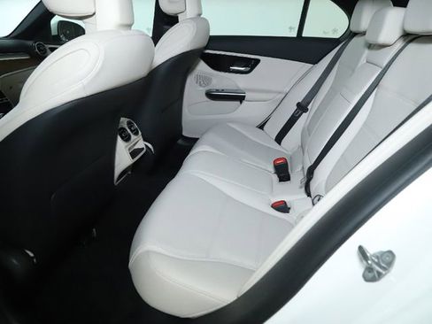 Used 2023 Mercedes-Benz C 300 4MATIC Sedan image 29