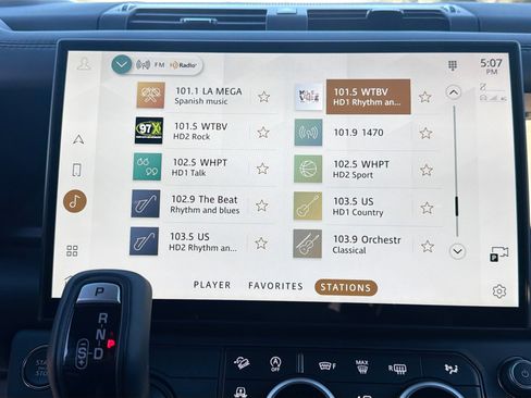 New 2026 Land Rover Defender 130 V8 image 32