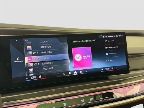 New 2026 BMW 750e xDrive w/ Executive Package AWD/4WD image 15