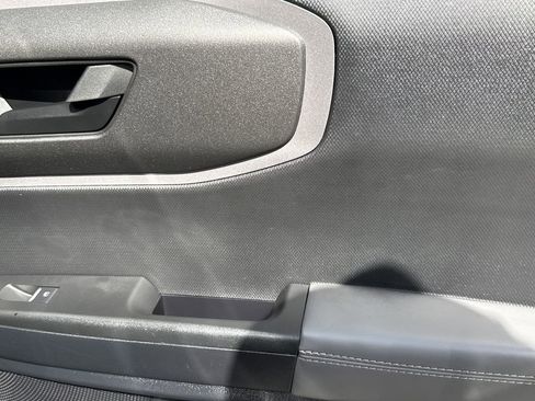 Used 2025 Ford Bronco Sport Badlands image 16