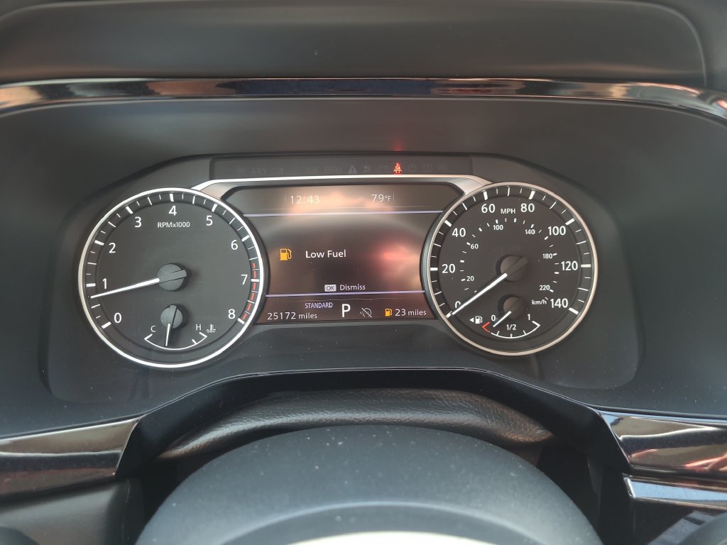 Certified 2025 Nissan Pathfinder SL FWD image 30