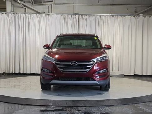 Used 2017 Hyundai Tucson Limited AWD/4WD image 4