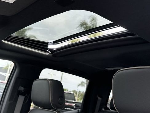 New 2026 GMC Canyon Denali image 19