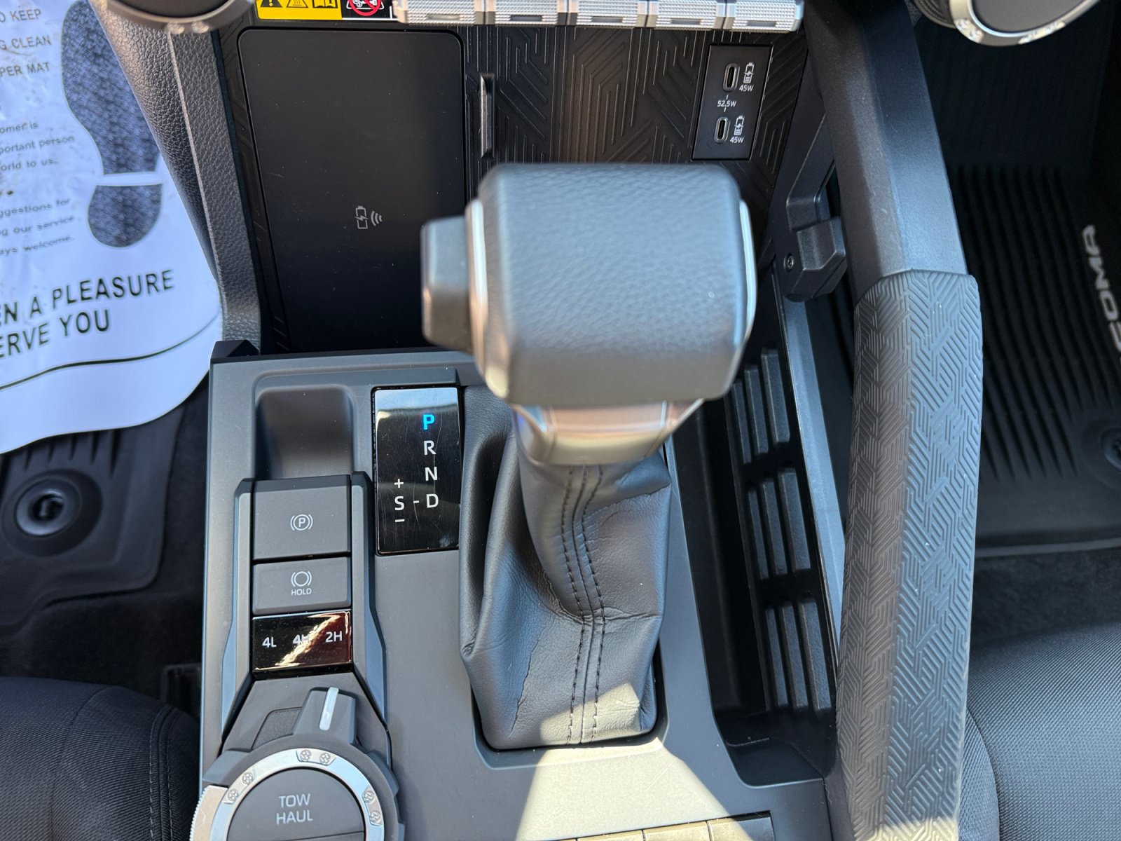 Used 2024 Toyota Tacoma SR5 AWD/4WD image 21