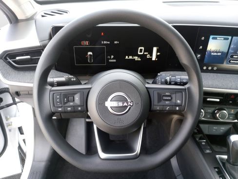 New 2026 Nissan Kicks S image 10