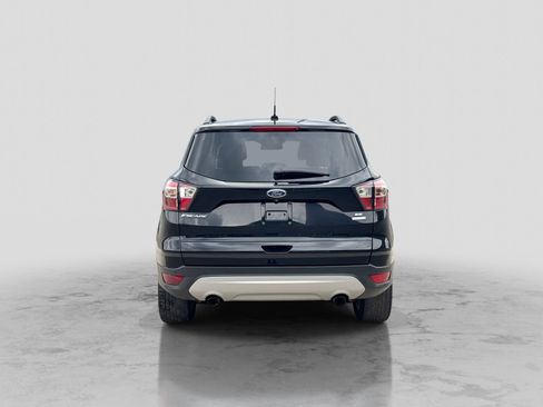 Used 2017 Ford Escape SE w/ Equipment Group 201A FWD image 6