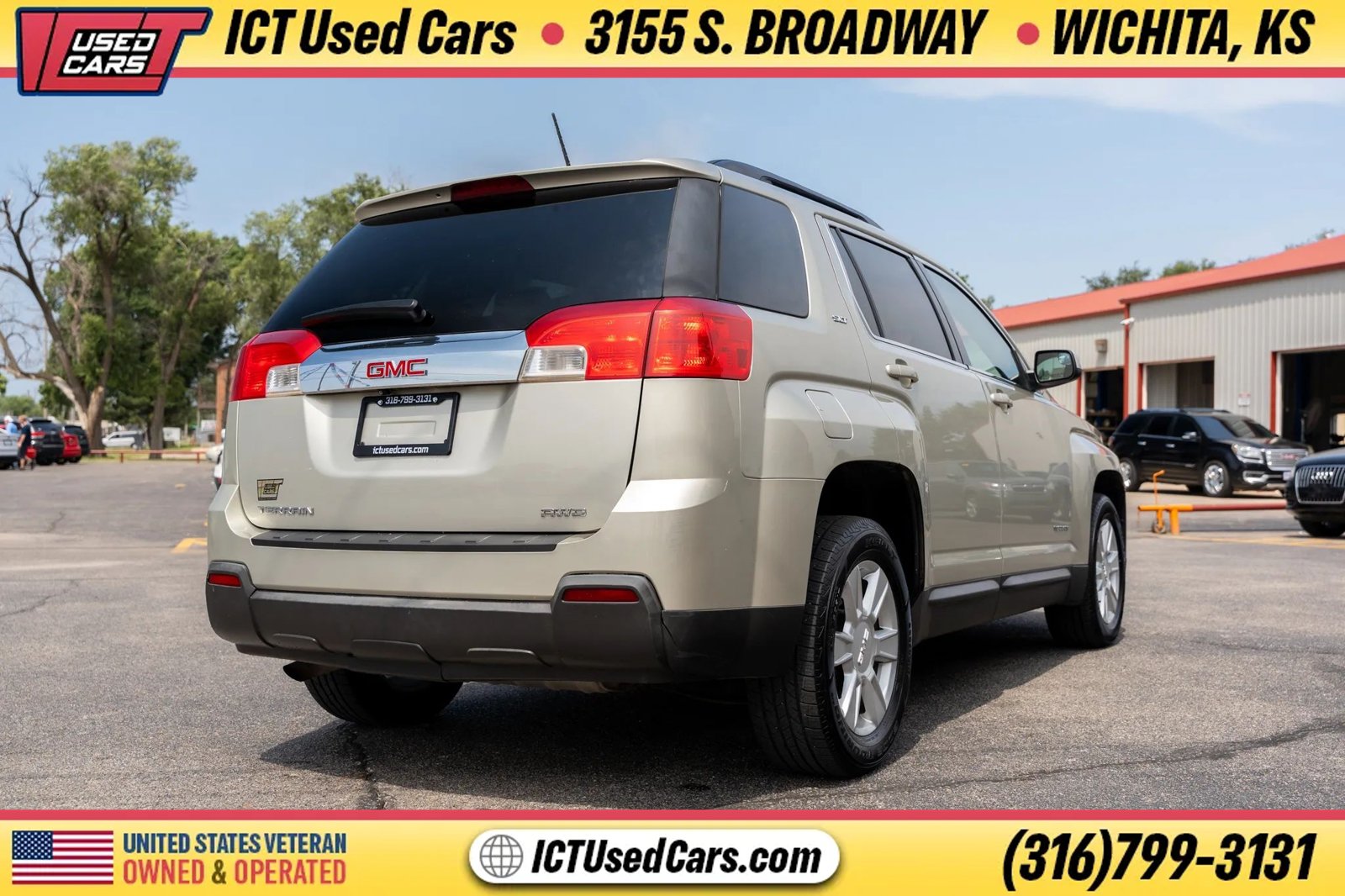 Used 2013 GMC Terrain SLT w/ Cargo Package AWD/4WD image 8