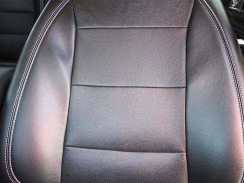 Used 2022 GMC Terrain SLT image 23