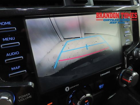 Used 2020 Toyota 4Runner TRD Off-Road AWD/4WD image 17