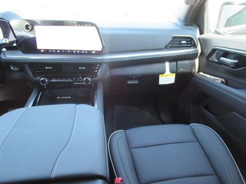 New 2026 Chevrolet Tahoe Premier AWD/4WD image 14