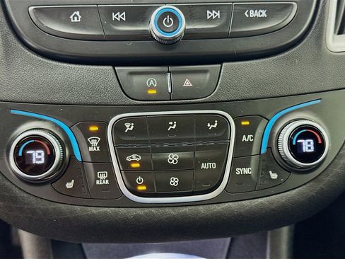 Used 2024 Chevrolet Malibu LT FWD image 18