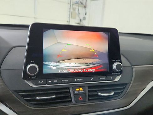 Used 2023 Nissan Altima 2.5 SV FWD image 27