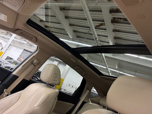 Certified 2023 Acura RDX w/ Technology Package image 31